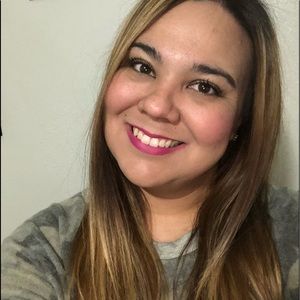 Meet your Posher, Mandy